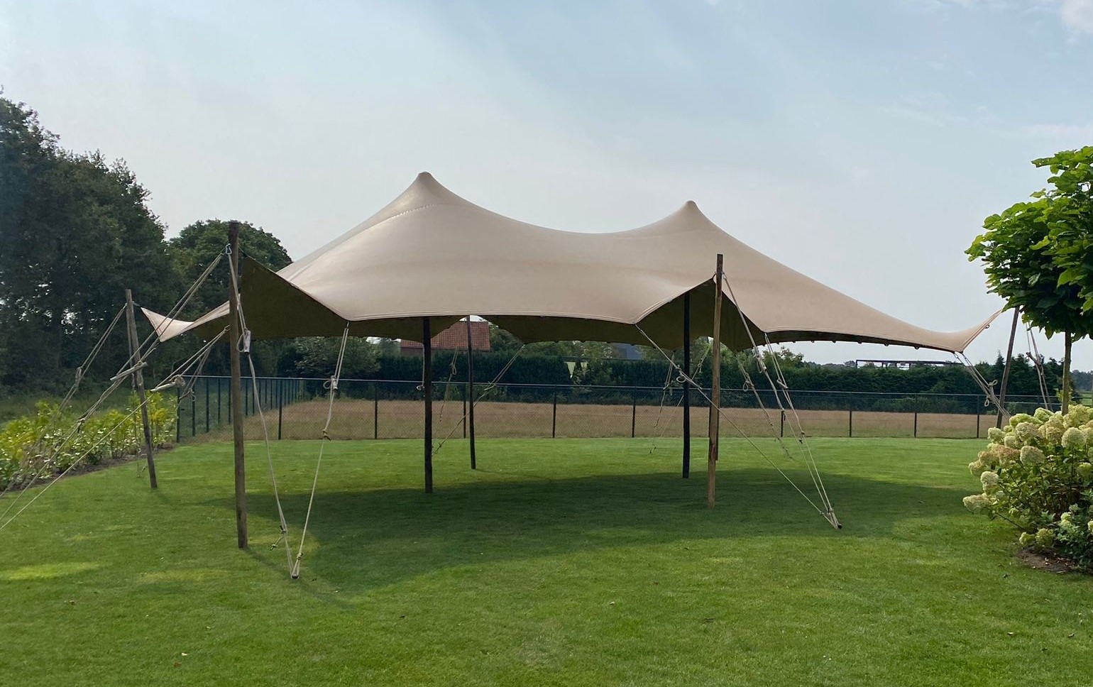 Stretchtent 10x7,5m