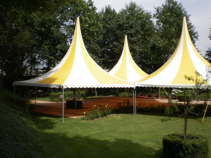 Floriadetent wit/gele zeilen 6-hoekig 65m²